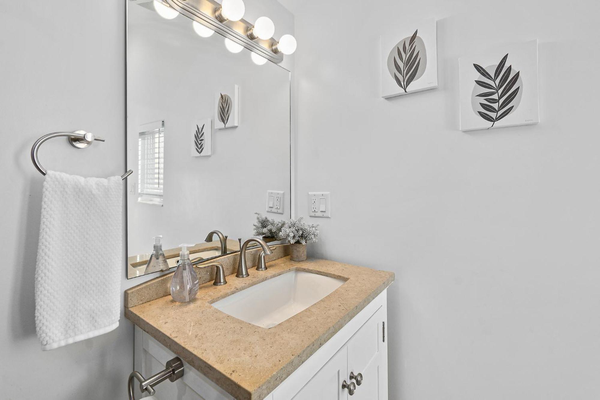 Old Mission Guest Suite - Charming Apartment, 15 Min Walk To Downtown! Saint Augustine Eksteriør billede